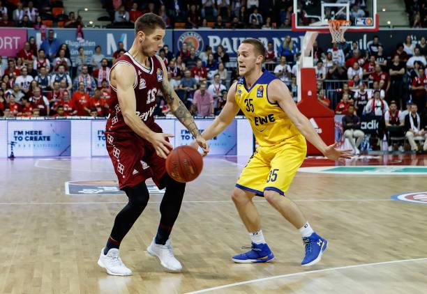 调动全队上 调动全队上